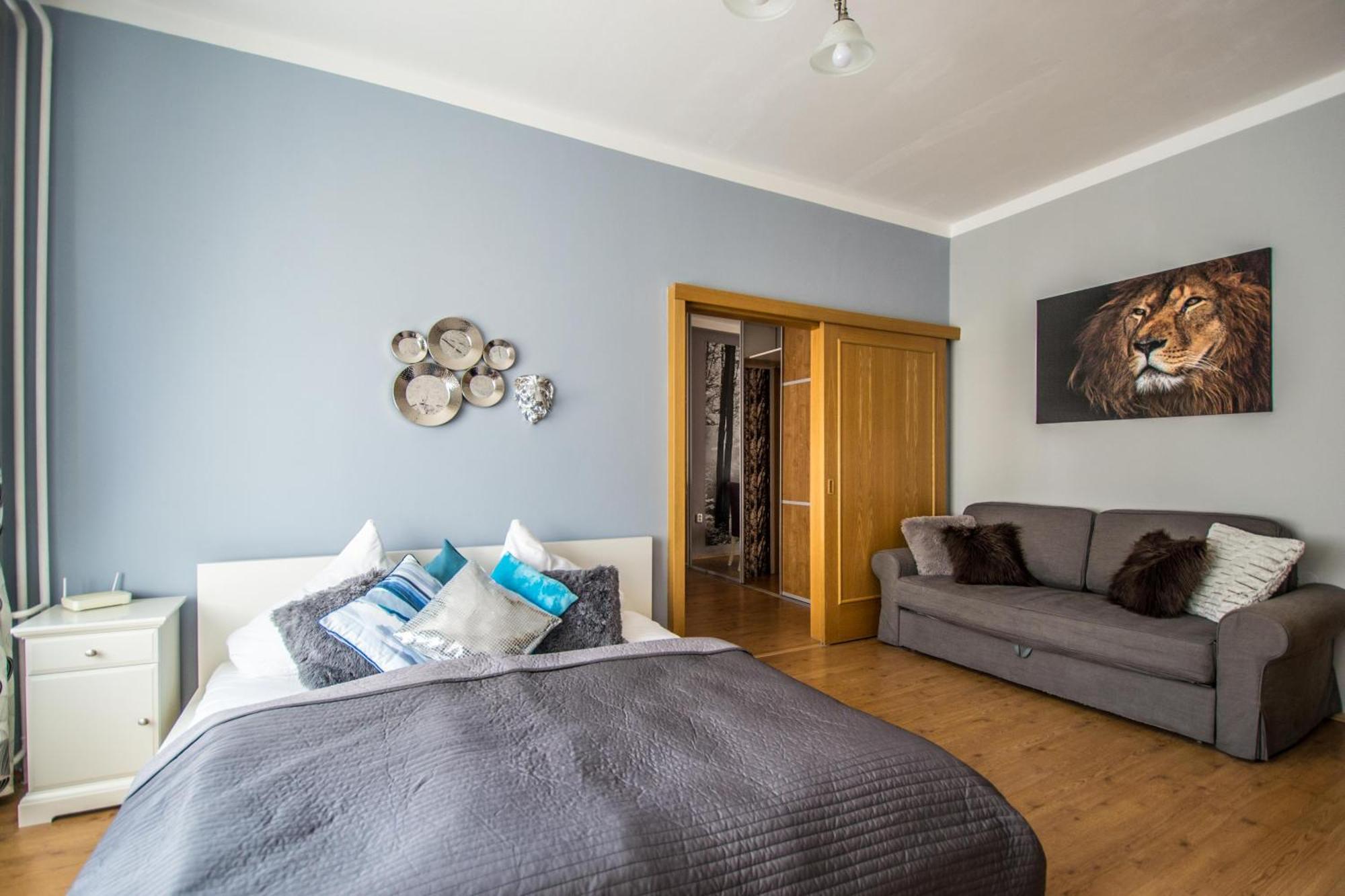 Main Prague Square Apartments Sauna And Fireplace Esterno foto